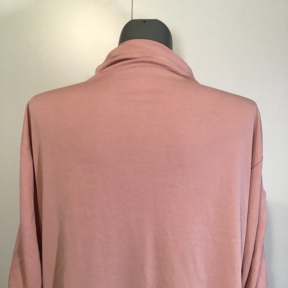 Gabby Isabella Turtleneck with Rouched Sleeves  Size XL - Picture 5 of 14